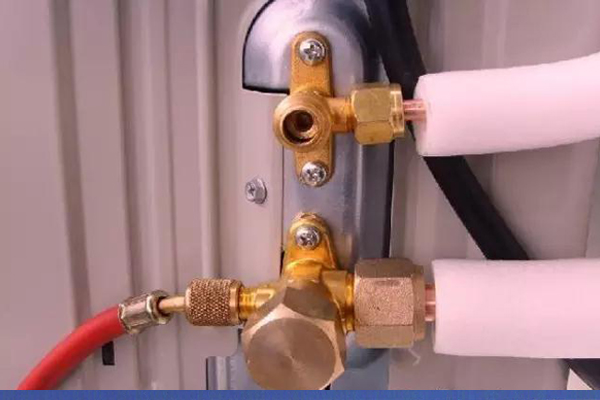 室外機閥門結(jié)霜